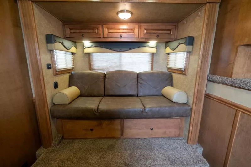 used Horse Trailers Merhow Trailers  for sale, in Seguin, TX Thumbnail 25