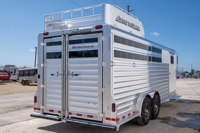 new Horse Trailers Elite Trailers  for sale, in Seguin, TX Thumbnail 4