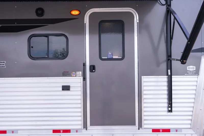 new Horse Trailers Bison Trailers  for sale, in Seguin, TX Thumbnail 8