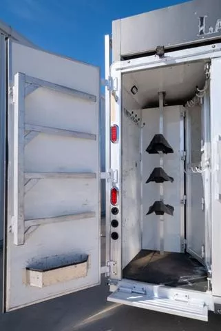 used Horse Trailers Lakota  for sale, in Seguin, TX Thumbnail 7