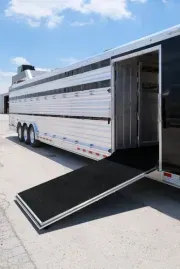 used Horse Trailers Cimarron Trailers  for sale, in Seguin, TX Thumbnail 11