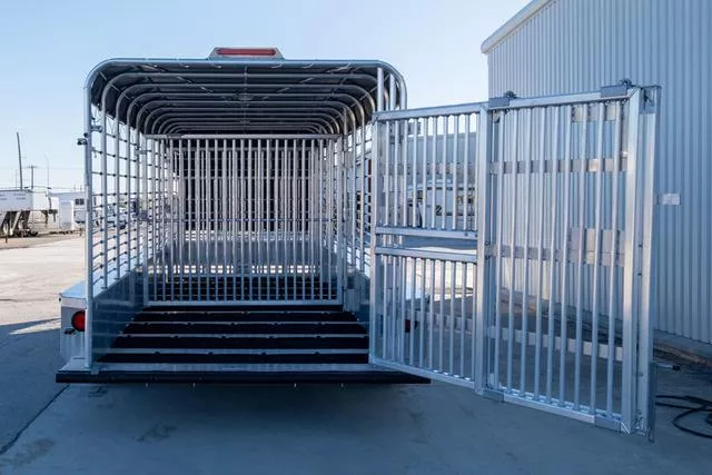 new Stock / Stock Combo Trailers Gooseneck  for sale, in Seguin, TX Thumbnail 12