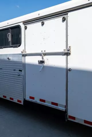 used Horse Trailers Sundowner Trailers  for sale, in Seguin, TX Thumbnail 10