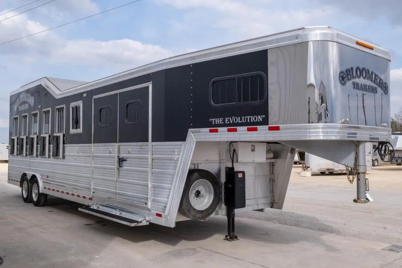 used Horse Trailers Bloomer  for sale, in Seguin, TX Thumbnail 5