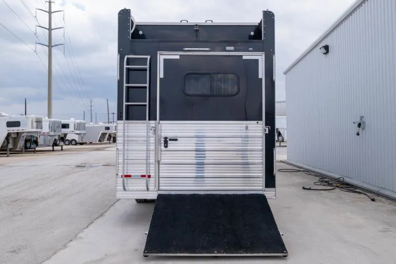 used Horse Trailers Bloomer  for sale, in Seguin, TX Thumbnail 23