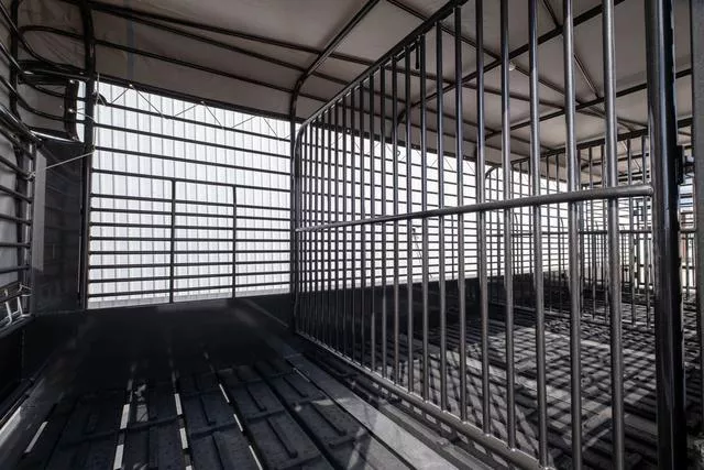 new Stock / Stock Combo Trailers Gooseneck  for sale, in Seguin, TX Thumbnail 6