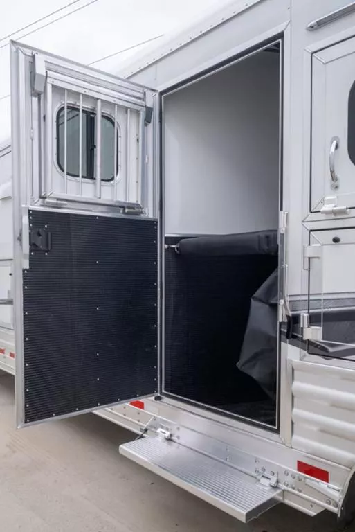 new Horse Trailers Elite Trailers  for sale, in Seguin, TX Thumbnail 9