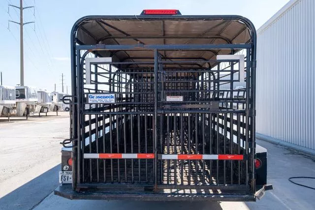 used Stock / Stock Combo Trailers Gooseneck  for sale, in Seguin, TX Thumbnail 8