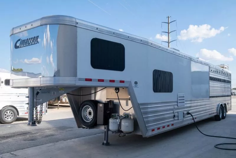 used Horse Trailers Cimarron Trailers  for sale, in Seguin, TX Thumbnail 5