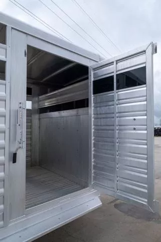 used Stock / Stock Combo Trailers Featherlite  for sale, in Seguin, TX Thumbnail 7