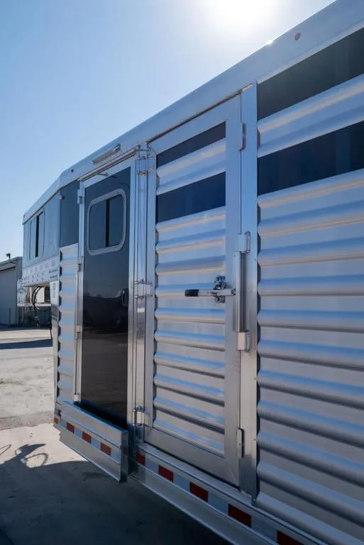 new Horse Trailers Elite Trailers  for sale, in Seguin, TX Thumbnail 23