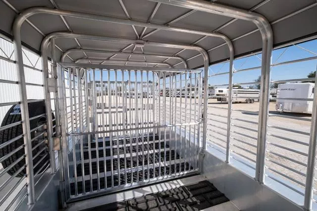 new Stock / Stock Combo Trailers Gooseneck  for sale, in Seguin, TX Thumbnail 9