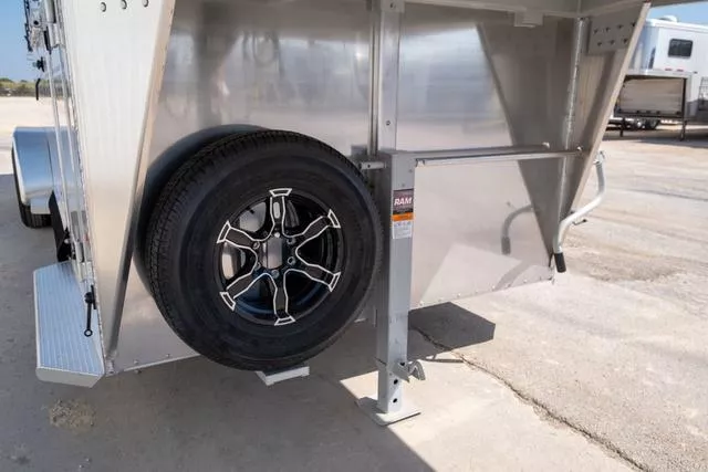 new Horse Trailers Sundowner Trailers  for sale, in Seguin, TX Thumbnail 6