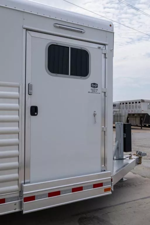 new Horse Trailers Elite Trailers  for sale, in Seguin, TX Thumbnail 6