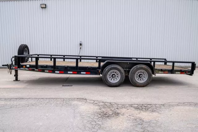 used Utility Trailers Delco Trailers  for sale, in Seguin, TX Thumbnail 2