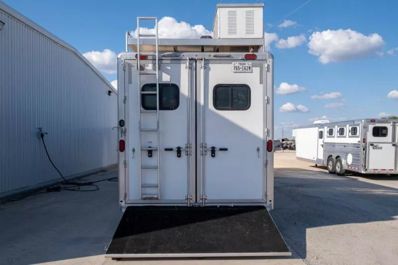 used Horse Trailers Cimarron Trailers  for sale, in Seguin, TX Thumbnail 31