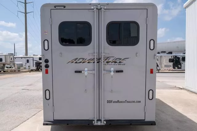 used Horse Trailers Trails West  for sale, in Seguin, TX Thumbnail 9