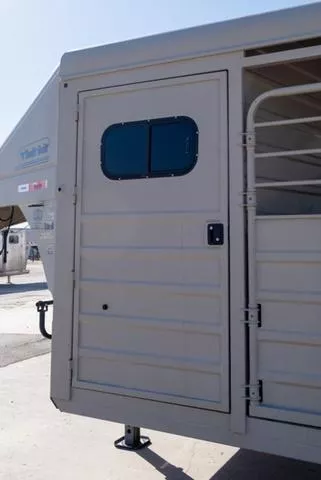 used Stock / Stock Combo Trailers Other  for sale, in Seguin, TX Thumbnail 9