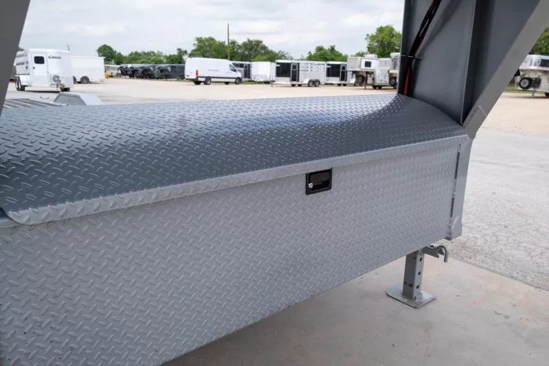 used Equipment / Flatbed Trailers Diamond C Trailers  for sale, in Seguin, TX Thumbnail 5