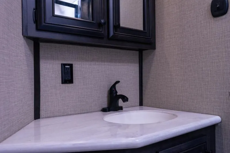 new Horse Trailers Bison Trailers  for sale, in Seguin, TX Thumbnail 41