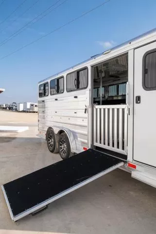 new Horse Trailers Bar-M Trailers  for sale, in Seguin, TX Thumbnail 11