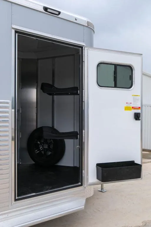 new Horse Trailers Sundowner Trailers  for sale, in Seguin, TX Thumbnail 7