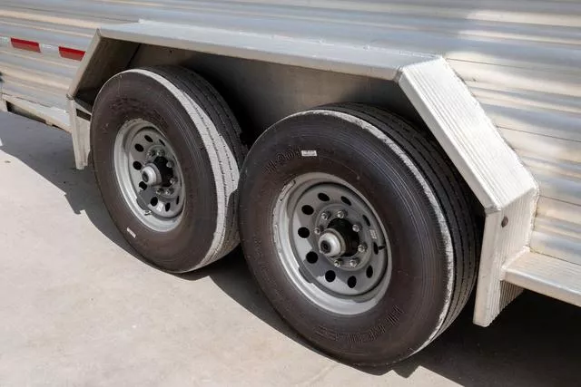 used Stock / Stock Combo Trailers Featherlite  for sale, in Seguin, TX Thumbnail 20