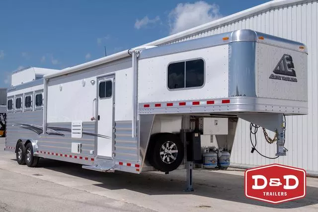 new Horse Trailers Elite Trailers  for sale, in Seguin, TX image-0