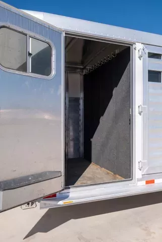 used Stock / Stock Combo Trailers Elite Trailers  for sale, in Seguin, TX Thumbnail 8