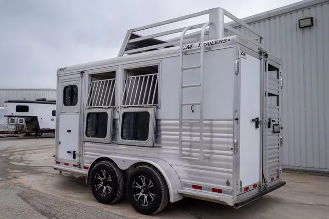 used Horse Trailers CM Trailers  for sale, in Seguin, TX Thumbnail 3