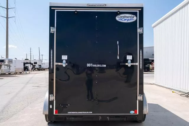 used Cargo (Enclosed) Trailers Continental Cargo  for sale, in Seguin, TX Thumbnail 10