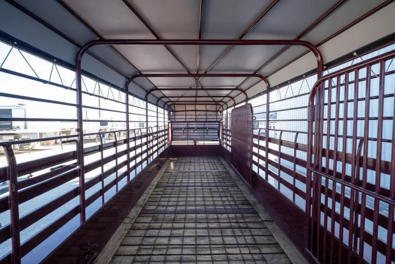 used Stock / Stock Combo Trailers Gooseneck  for sale, in Seguin, TX Thumbnail 9