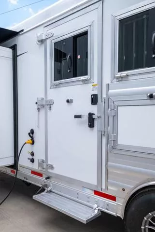 new Horse Trailers Merhow Trailers  for sale, in Seguin, TX Thumbnail 14