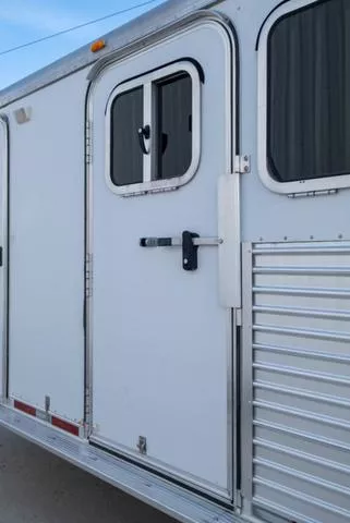 used Horse Trailers Featherlite  for sale, in Seguin, TX Thumbnail 17
