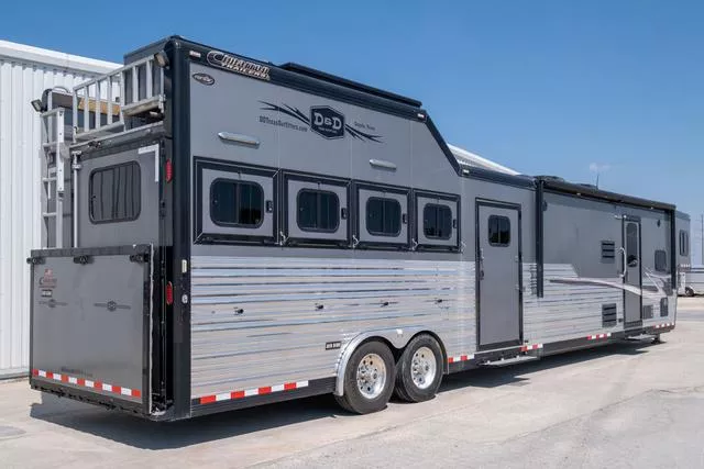 used Horse Trailers Cimarron Trailers  for sale, in Seguin, TX Thumbnail 7