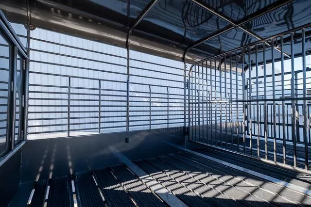 new Stock / Stock Combo Trailers Gooseneck  for sale, in Seguin, TX Thumbnail 8