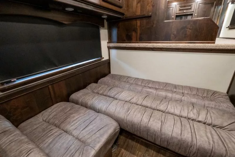 used Horse Trailers Elite Trailers  for sale, in Seguin, TX Thumbnail 9