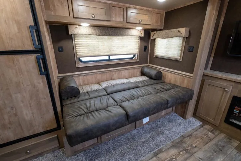 new Horse Trailers Merhow Trailers  for sale, in Seguin, TX Thumbnail 44