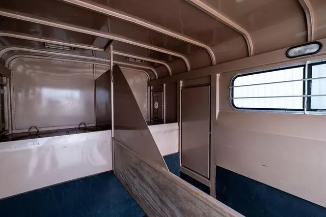 used Horse Trailers CM Trailers  for sale, in Seguin, TX Thumbnail 21