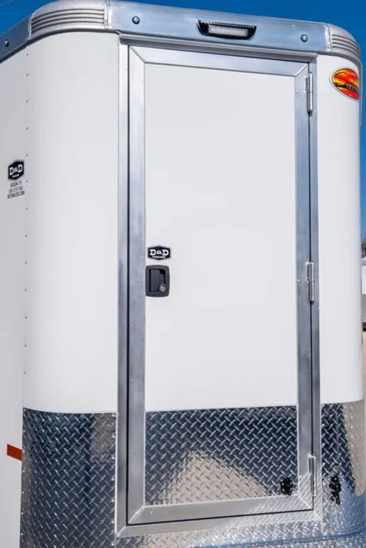 new Horse Trailers Sundowner Trailers  for sale, in Seguin, TX Thumbnail 6