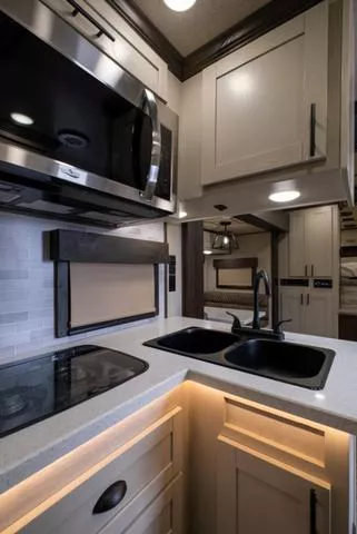 new Horse Trailers Merhow Trailers  for sale, in Seguin, TX Thumbnail 31