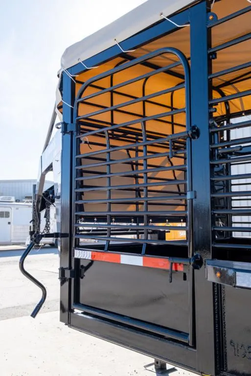 new Stock / Stock Combo Trailers Gooseneck  for sale, in Seguin, TX Thumbnail 6