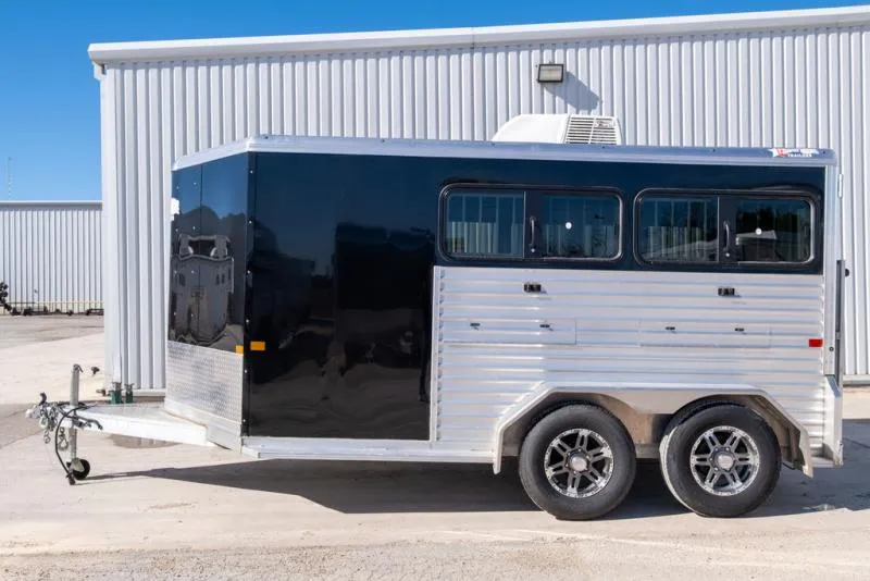 used Horse Trailers Frontier Trailers  for sale, in Seguin, TX Thumbnail 2