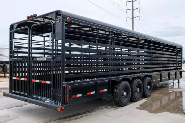 used Stock / Stock Combo Trailers Delco Trailers  for sale, in Seguin, TX Thumbnail 4