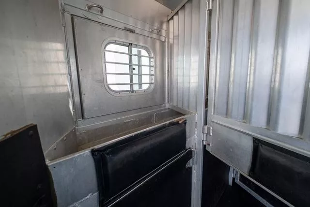 used Horse Trailers 4-Star Trailers  for sale, in Seguin, TX Thumbnail 16