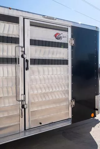 new Horse Trailers Kiefer Manufacturing  for sale, in Seguin, TX Thumbnail 9