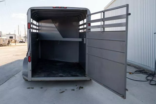 used Horse Trailers CM Trailers  for sale, in Seguin, TX Thumbnail 11