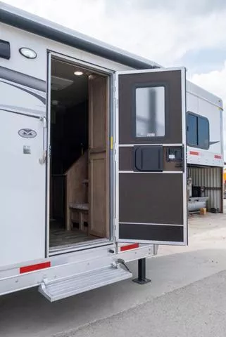 new Horse Trailers Merhow Trailers  for sale, in Seguin, TX Thumbnail 26