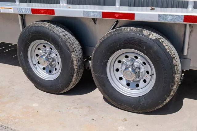new Stock / Stock Combo Trailers Gooseneck  for sale, in Seguin, TX Thumbnail 10