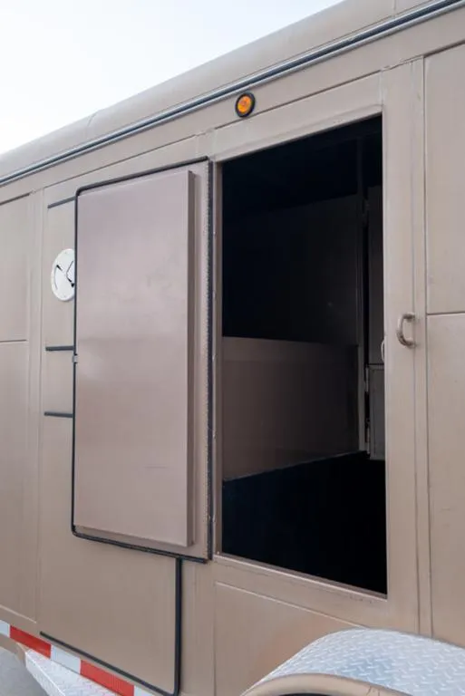 used Horse Trailers CM Trailers  for sale, in Seguin, TX Thumbnail 17